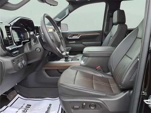 Used 2025 Chevrolet Silverado 1500 High Country w/ High Country Premium Package image 17