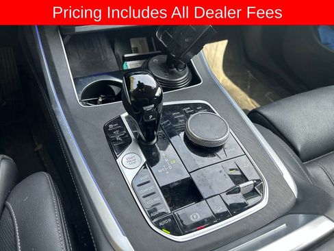 Used 2022 BMW X7 xDrive40i w/ Premium Package AWD/4WD image 10