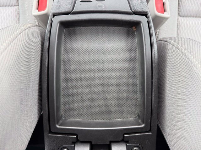 Used 2015 Toyota Corolla LE FWD image 30