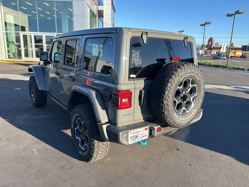 Used 2022 Jeep Wrangler Unlimited Rubicon 4xe w/ Cold Weather Group image 5