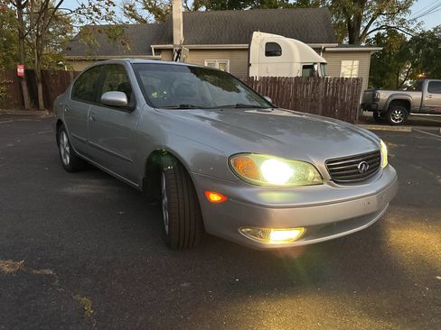 Used 2002 INFINITI I35 image 4
