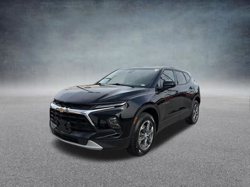 Used 2025 Chevrolet Blazer LT image 13