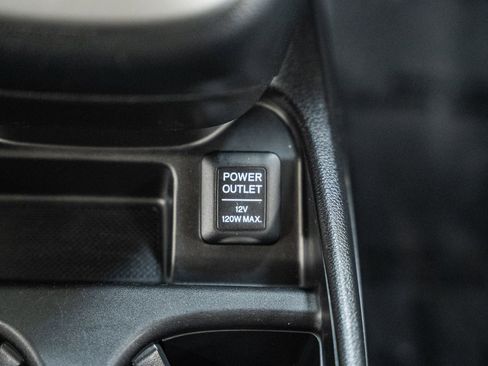 Used 2012 Honda CR-V LX image 21
