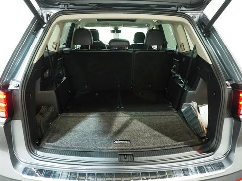 Used 2023 Volkswagen Atlas SEL Premium AWD/4WD image 5