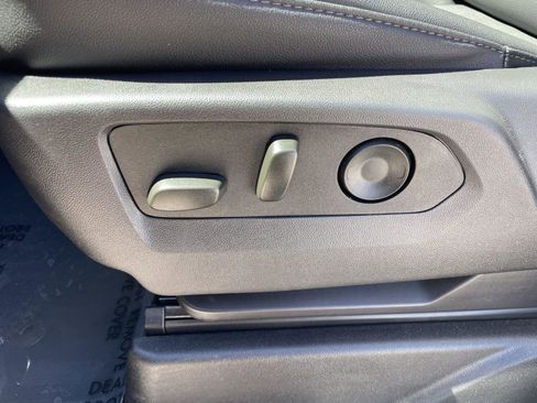 Used 2025 Chevrolet Tahoe LT AWD/4WD image 13