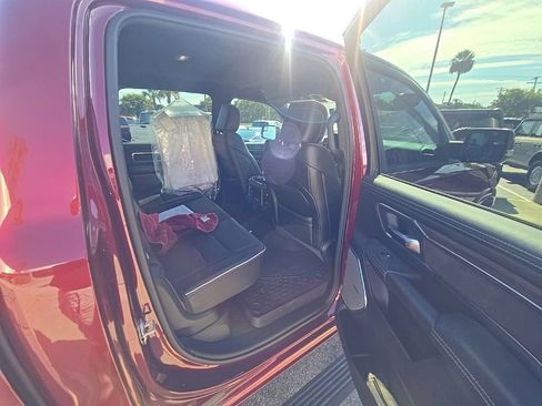 Used 2026 RAM 1500 Laramie AWD/4WD image 27