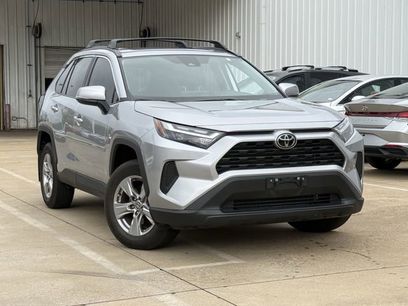 Used 2025 Toyota RAV4 XLE w/ Convenience Package