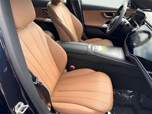 New 2026 Mercedes-Benz E 350 4MATIC Sedan image 25