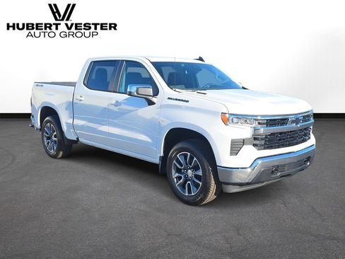 New 2026 Chevrolet Silverado 1500 LT w/ LPO, Dark Essentials Package AWD/4WD image 4