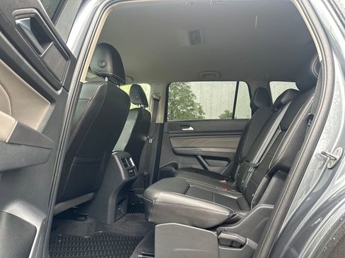 Certified 2023 Volkswagen Atlas SE w/ Black Wheel Package AWD/4WD image 13