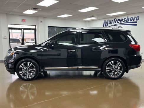 Used 2018 Nissan Pathfinder Platinum FWD image 8