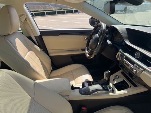 Used 2017 Lexus ES 350 image 7