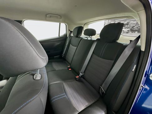 Used 2021 Nissan Leaf SV w/ SV Technology Package image 26