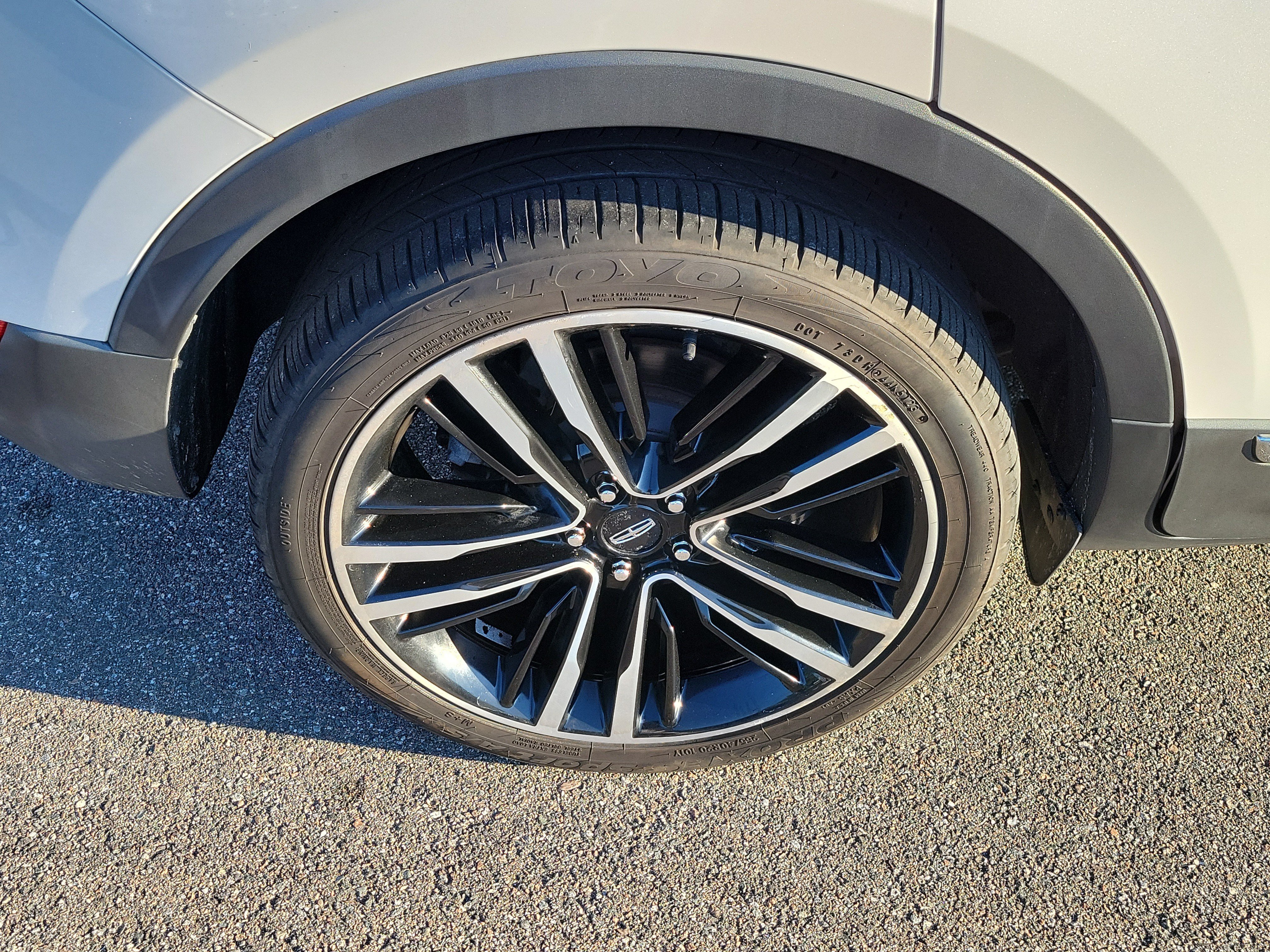 Used 2018 Lincoln MKC Reserve AWD/4WD image 38