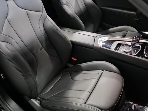 Used 2025 BMW Z4 sDrive30i image 16