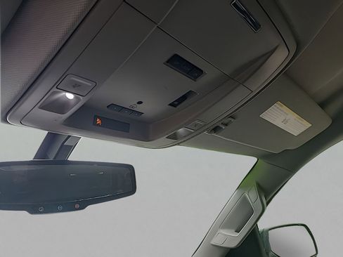 Used 2015 GMC Sierra 1500 SLE image 19