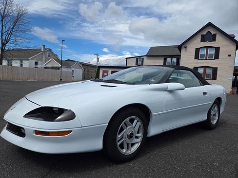 Used 1995 Chevrolet Camaro LT image 10