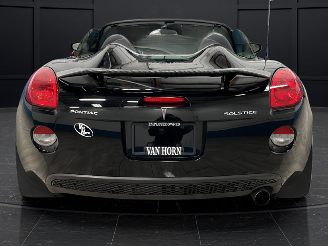 Used 2006 Pontiac Solstice Convertible w/ Premium Package RWD image 6