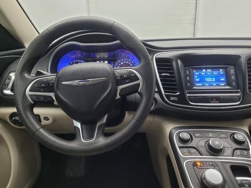 Used 2016 Chrysler 200 Limited image 22