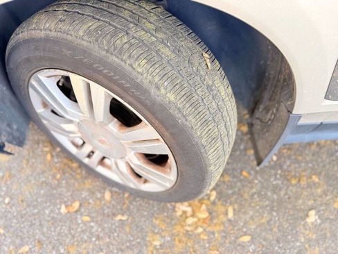 Used 2014 Cadillac SRX Luxury w/ Driver Awareness Package image 8