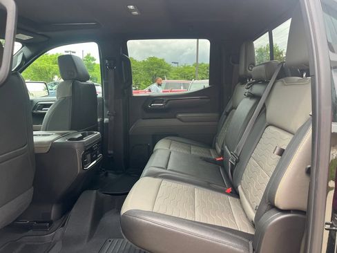 Used 2022 Chevrolet Silverado 1500 ZR2 AWD/4WD image 12