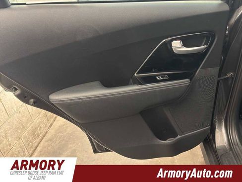 Used 2022 Kia Niro EX w/ Cold Weather Package image 25
