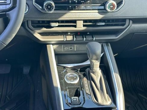 New 2026 Chevrolet Colorado W/T w/ WT Custom Package AWD/4WD image 8