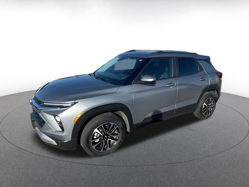 Used 2025 Chevrolet TrailBlazer LT image 8