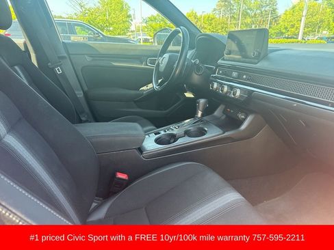 Used 2023 Honda Civic Sport image 12