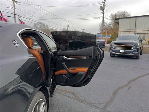 Used 2016 Maserati Ghibli S Q4 image 16