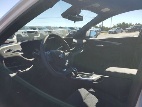 New 2026 Buick Envista Preferred image 17