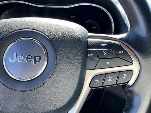 Used 2020 Jeep Grand Cherokee High Altitude RWD image 24