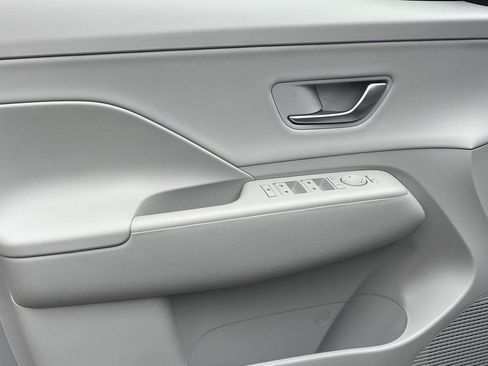 New 2026 Hyundai Kona SEL Premium FWD image 13