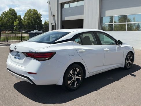 Used 2020 Nissan Sentra SV FWD image 6