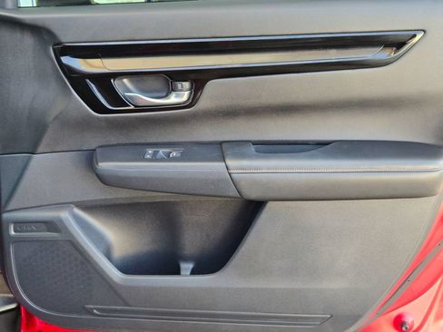 Used 2025 Honda CR-V Sport Touring image 29