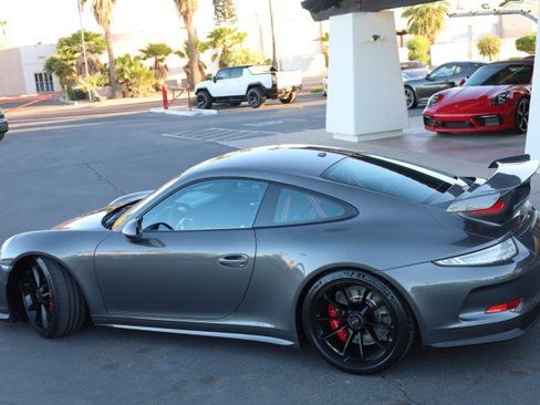 Used 2016 Porsche 911 GT3 RWD image 16