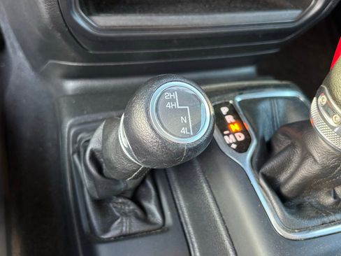 Used 2021 Jeep Gladiator Sport AWD/4WD image 12