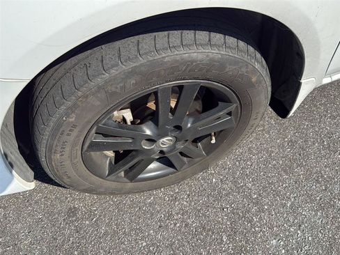 Used 2019 Nissan Versa S Plus FWD image 8
