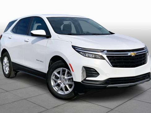 Used 2023 Chevrolet Equinox LT w/ LPO, Floor Liner Package image 3