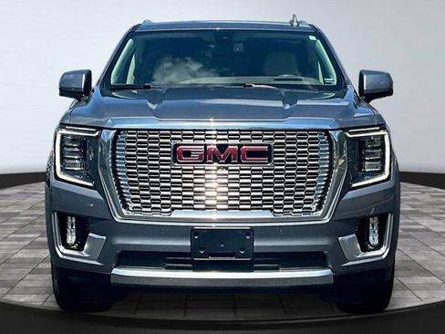 Used 2021 GMC Yukon Denali AWD/4WD image 2