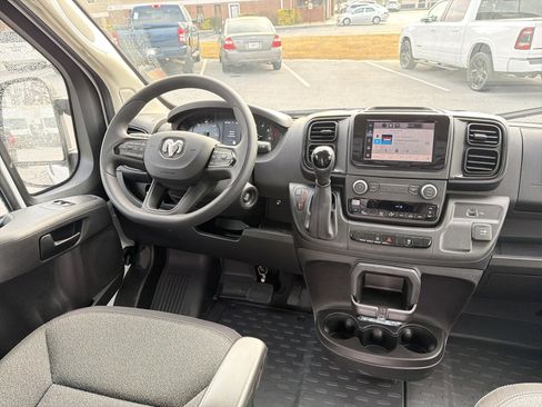 Used 2025 RAM ProMaster 2500 image 21