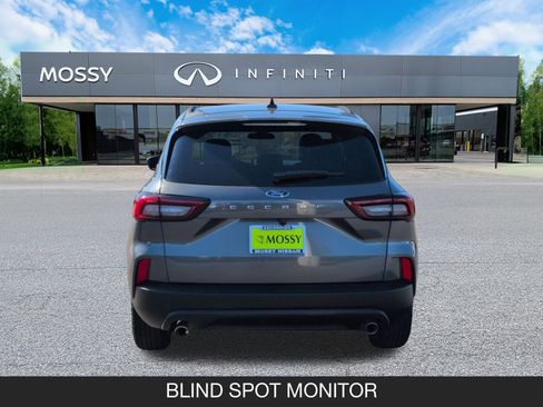 Used 2025 Ford Escape ST-Line image 9