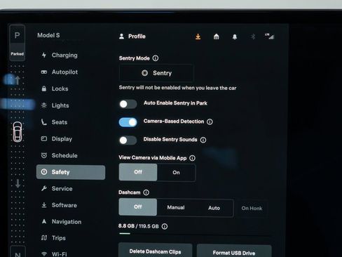 Used 2022 Tesla Model S Standard Range image 26