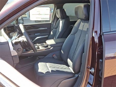 New 2025 Cadillac Escalade IQ Luxury 1 image 14