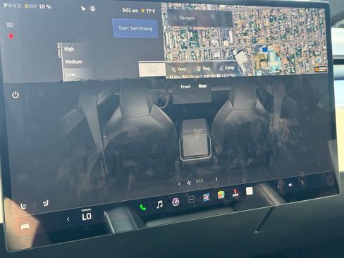Used 2024 Tesla Cybertruck AWD Crew Cab image 16