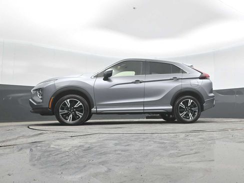 Used 2025 Mitsubishi Eclipse Cross SEL AWD/4WD image 40