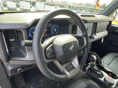 New 2026 Ford Bronco Badlands image 31
