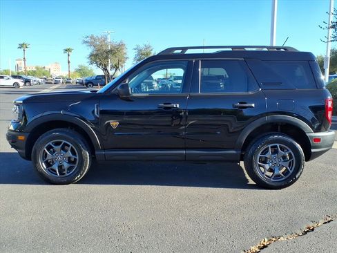 Used 2023 Ford Bronco Sport Badlands image 2