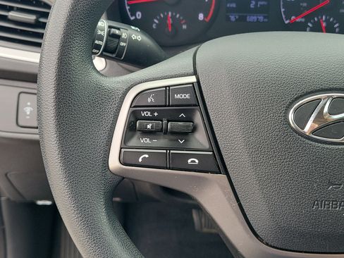 Used 2021 Hyundai Accent SEL FWD image 22