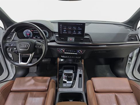 Used 2023 Audi Q5 e Prestige image 10